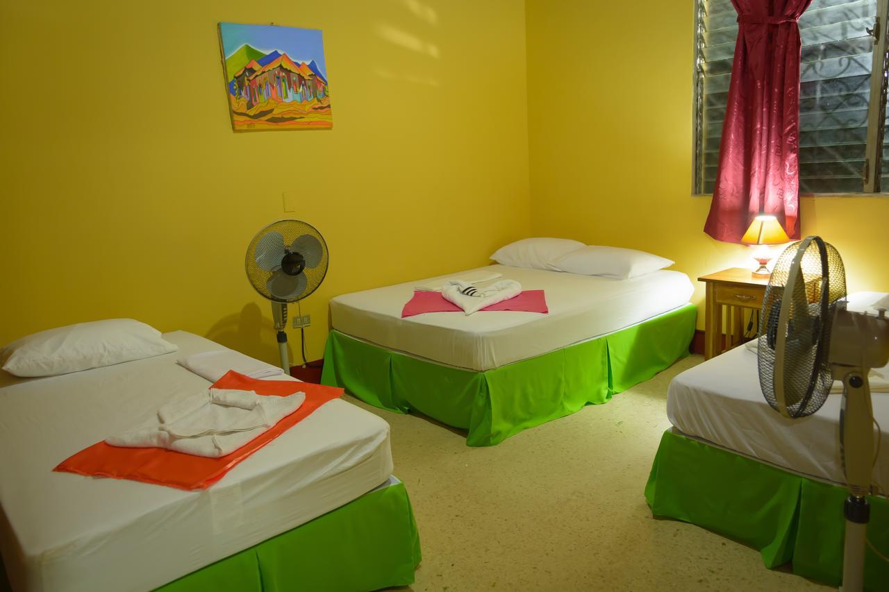 Hostal Fachente Leon Exterior photo