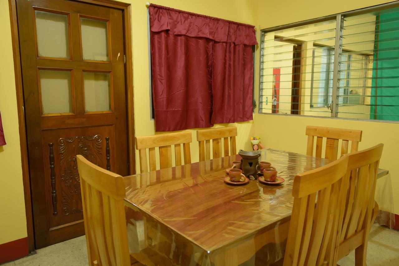 Hostal Fachente Leon Exterior photo